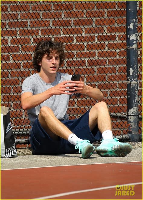 Photo: timothee chalamet adam sandler basketball game 17 | Photo 4956847 | Just Jared ...