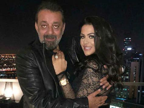 Sanjay Dutt Has A Special Birthday Wish For Daughter Trishala Dutt ...