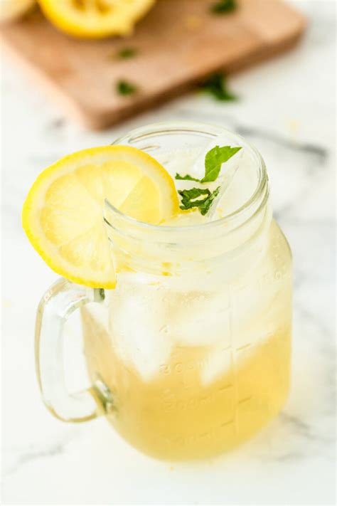 Vodka Lemonade - Recipe Girl