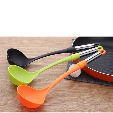 1PC Creative Soup Spoon Long Handle Plastic Spoons Toughened Nylon Food grade Tableware Kitchen ...