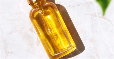 4 Impressive Tar Oil Benefits for Hair - Healthy Huemans