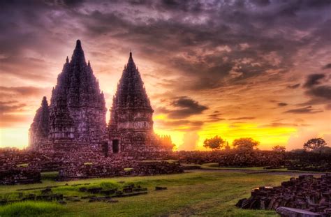 Indonesian Heritage Society: Prambanan Temple - Most Beautiful Hindu ...