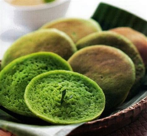 Kue serabi. | INDONESIAN SNACK & DESSERT | Pinterest