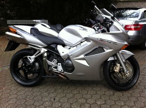 2004 Honda vfr800 interceptor specs