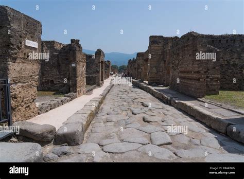 Ruined city of Pompeii, Italy Stock Photo - Alamy