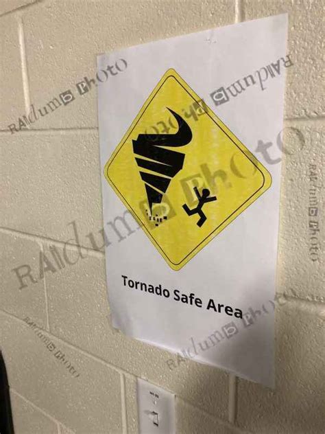 Tornado Sign – RandumbPhoto.com