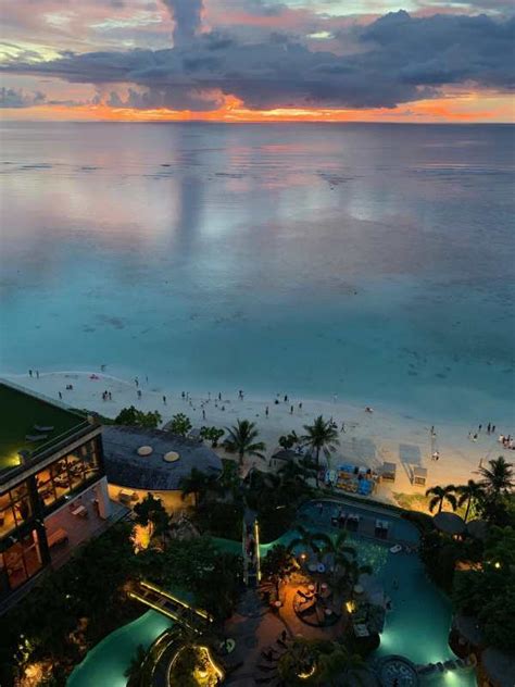 Dusit Thani Guam: A Luxury Resort Review - FOODICLES