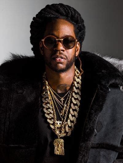 How many chains could 2chainz chain if 2chainz could change chainz? : goldchains