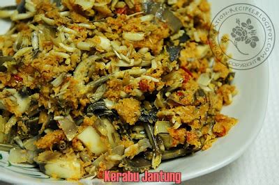 HomeKreation - Kitchen Corner: Kerabu Jantung II (Spicy Banana Heart Salad)