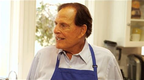 Ron Popeil, 'Set It and Forget It' Infomercial King, Dies at 86