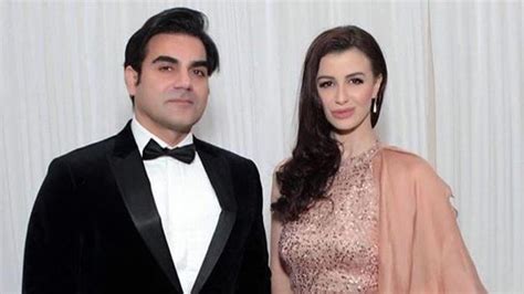 Arbaaz Khan celebrates New Year with girlfriend Giorgia Andriani, see ...