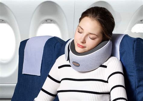 Top 10 Best Travel Pillows in 2021 Reviews | Guide