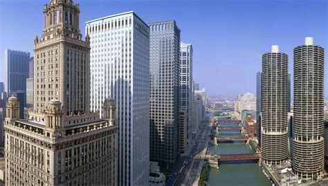 Renting Apartments in Historic Chicago Buildings