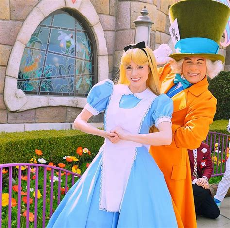 Disneyland Alice In Wonderland Character