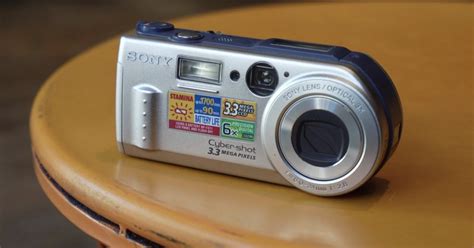 Revisiting the Sony Cyber-shot P1 Camera 22 Years Later | PetaPixel