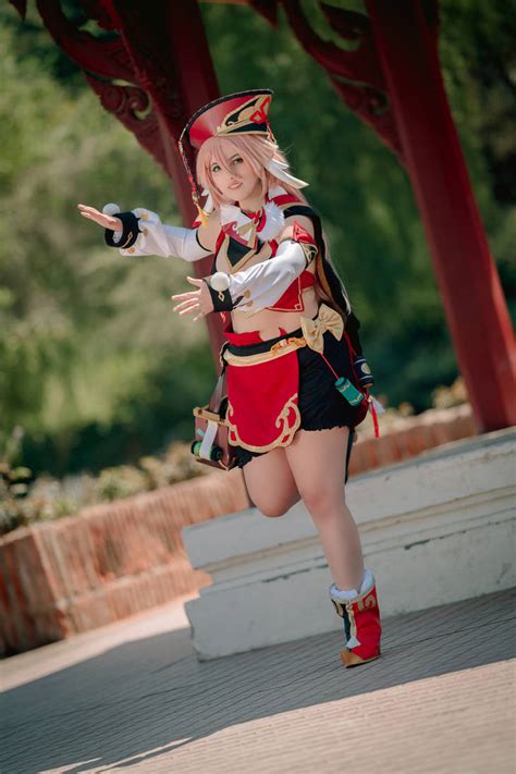 Yanfei Cosplay by EbiMang on DeviantArt