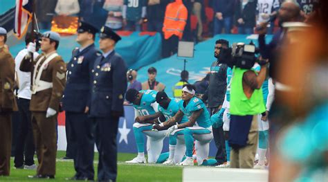 NFL players, teams who protested during national anthem in Week 4 - Sports Illustrated