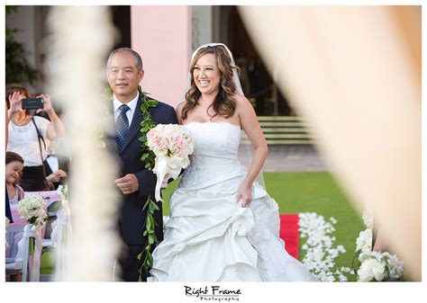 Wedding at Royal Hawaiian Hotel - Waikiki | RIGHT FRAME PHOTOGRAPHY