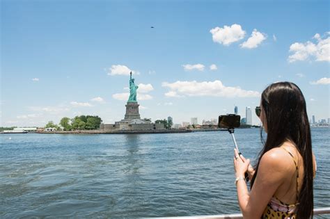 Circle Line: Statue of Liberty Cruise