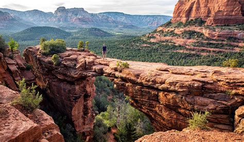 How to Hike to Devils Bridge in Sedona – Earth Trekkers