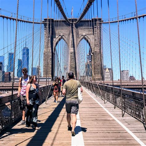 Walking the Brooklyn Bridge: What to Know, Before You Go | Hello Little ...