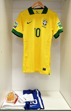 The Writer Who Designed Brazil’s Soccer Uniform | The New Yorker