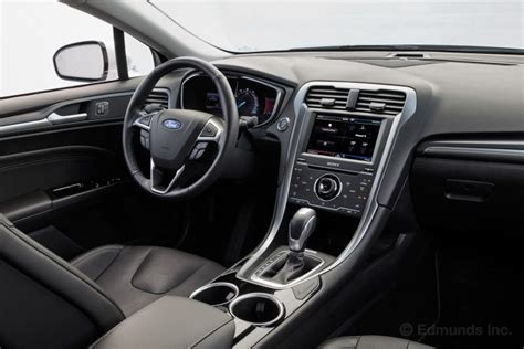 Used 2015 Ford Fusion S Sedan Review & Ratings | Edmunds