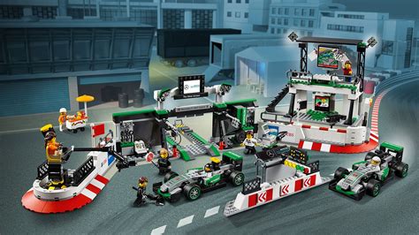 MERCEDES AMG PETRONAS Formula One™ Team 75883 - LEGO® Speed Champions Sets - LEGO.com for kids