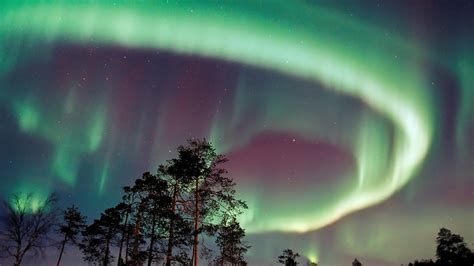 Lapland Northern Lights Tours & Holiday Packages in Finland : Nordic Visitor