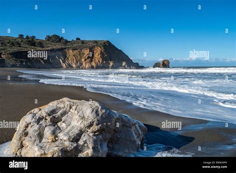 Rockaway Beach Pacifica : Rockaway Beach In Pacifica California ...