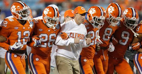 Dabo Swinney, Clemson Agree to 10-Year, $93 Million Contract - FanBuzz