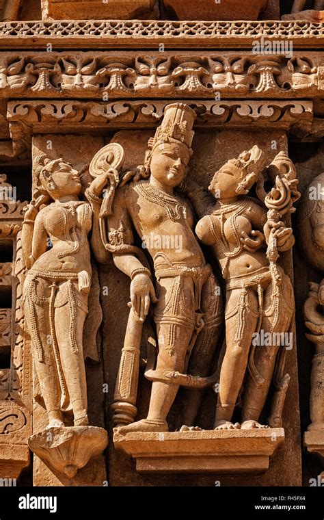 Sculptures on Khajuraho temples Stock Photo - Alamy