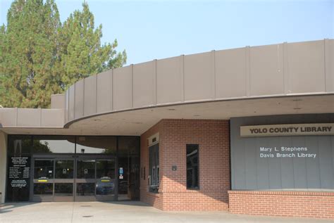 Yolo County Library - DA Exterior