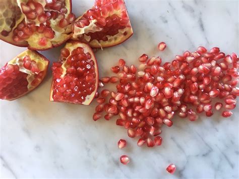 How to Seed and Eat a Pomegranate