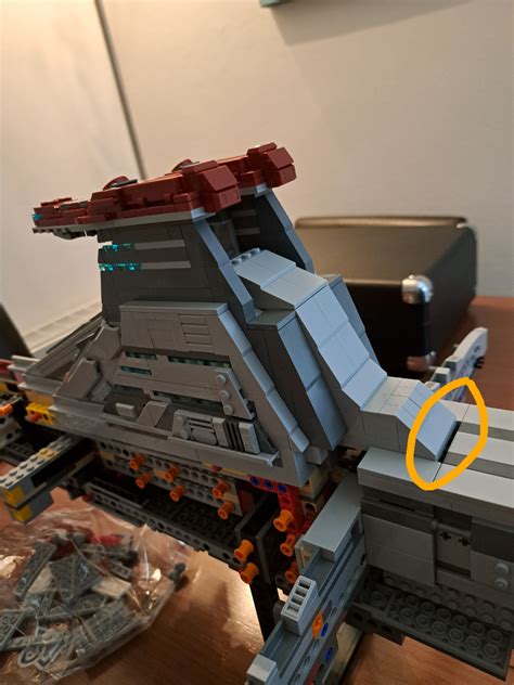 Star Wars Venator mid build....does this look right? : r/lego