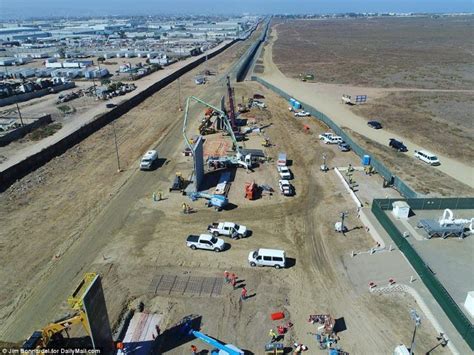 JUST IN! NEW PHOTOS: Southern Border Wall Begins To Take Shape! – Right ...