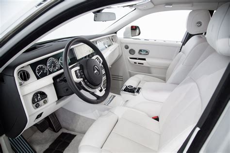 2021 Rolls Royce Phantom Pure White For Sale in Dubai, UAE