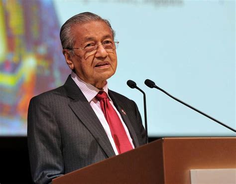 Tun Dr Mahathir resigns as Prime Minister | Rileklah.com