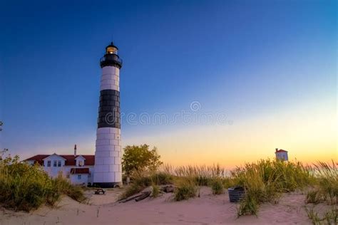 Phare du lac Michigan photo stock. Image du michigan - 37745146