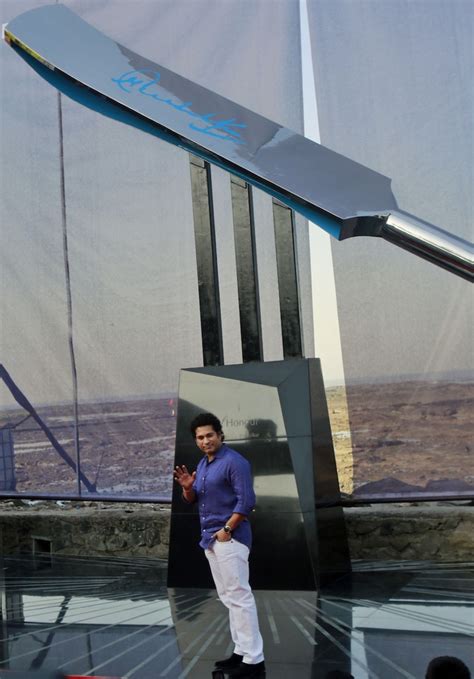 Sachin Tendulkar unveils a large steel bat | ESPNcricinfo.com