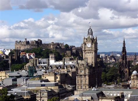 Edinburgh, Scotland - Escati