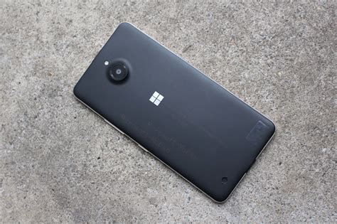 Hands-on with the unreleased Microsoft Lumia 650 XL | Windows Central