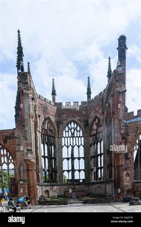 Coventry Cathedral Ruins Stock Photo - Alamy