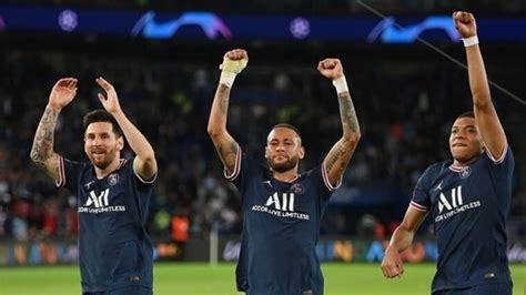 Messi, Neymar, Mbappe will need to accept sitting on the bench: PSG coach | Football News ...