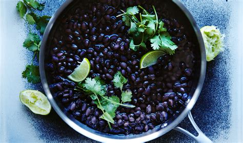 Black Beans Recipe & Nutrition | Precision Nutrition's Encyclopedia of Food