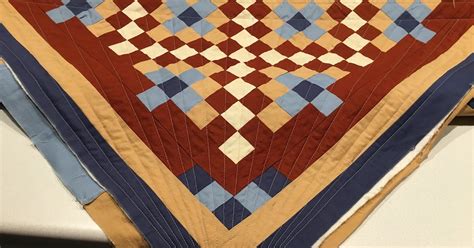 QuiltQuest: Leah Day's Explore Walking Foot Quilting: My "Rainbow Log Cabin" Part 16