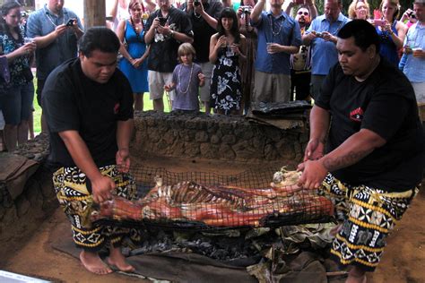 Kaua'i: Luau Kalamaku - Imu Ceremony - a photo on Flickriver