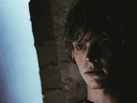 Evan Peters as Tate Langdon and Taissa Farmiga as Violet Harmon in ...