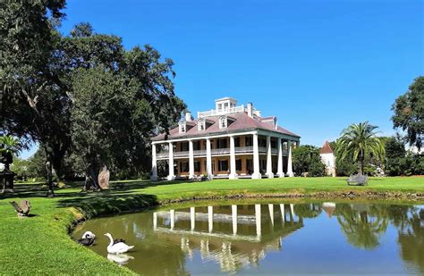 A Guide To Houmas House: A Haunted Louisiana Plantation