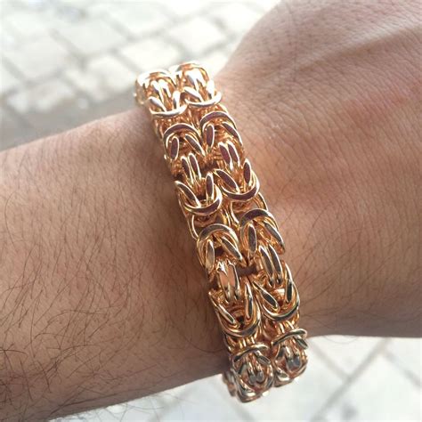 Stylish New Gold Bracelet Design For Men